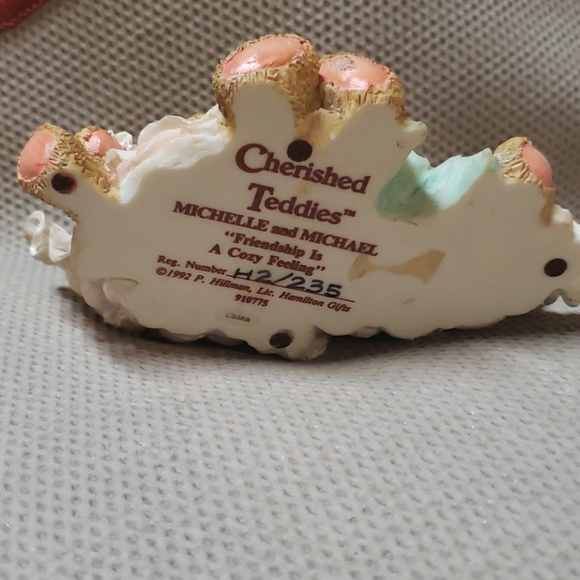 Cherished Teddies, Michelle and Michael with box - Picture 7 of 7